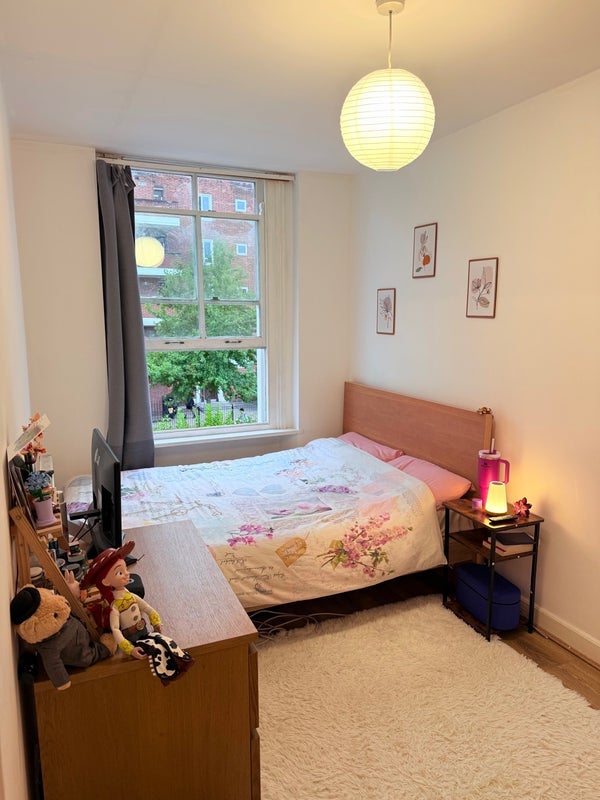 Room St Michael's Road in Greater London