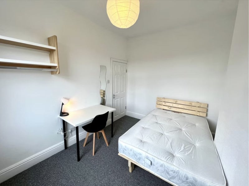 Room Occupation Street in Newcastle-under-Lyme
