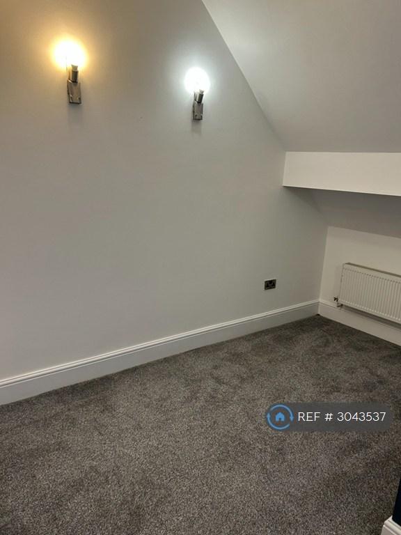 Flat Boothferry Road in Goole