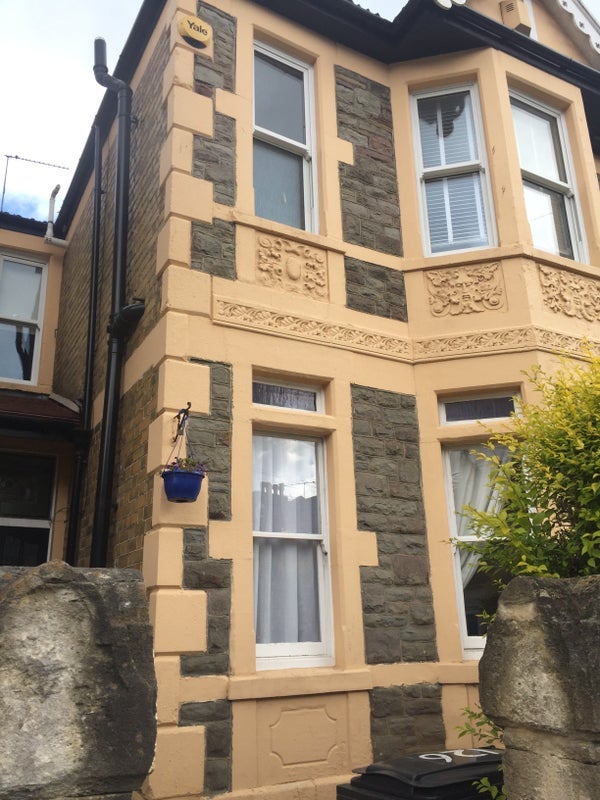 Room Winchester Road in Bristol