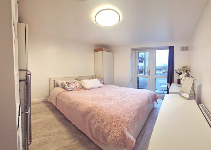 Room Benworth Street in Greater London