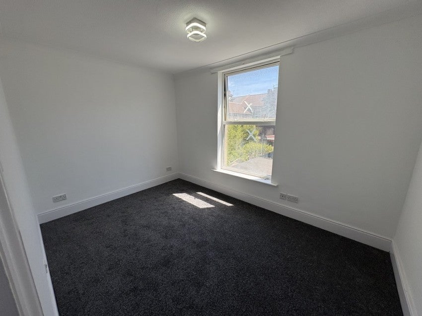 Flat Worthing Road in Portsmouth