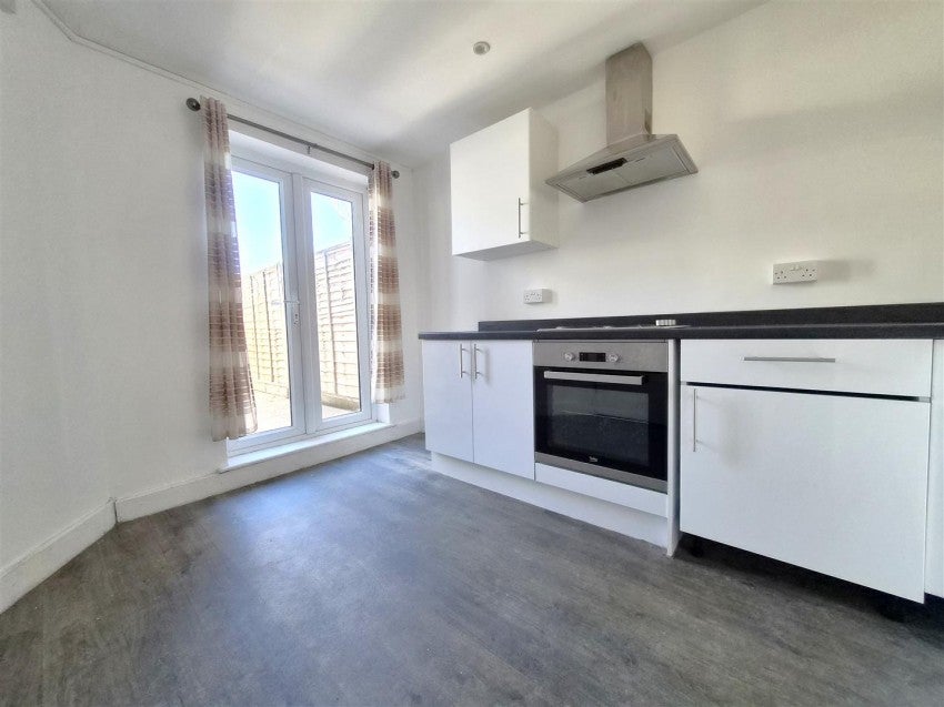 Flat Springfield Road in Greater London