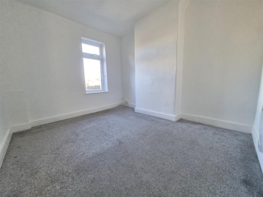 Flat Springfield Road in Greater London