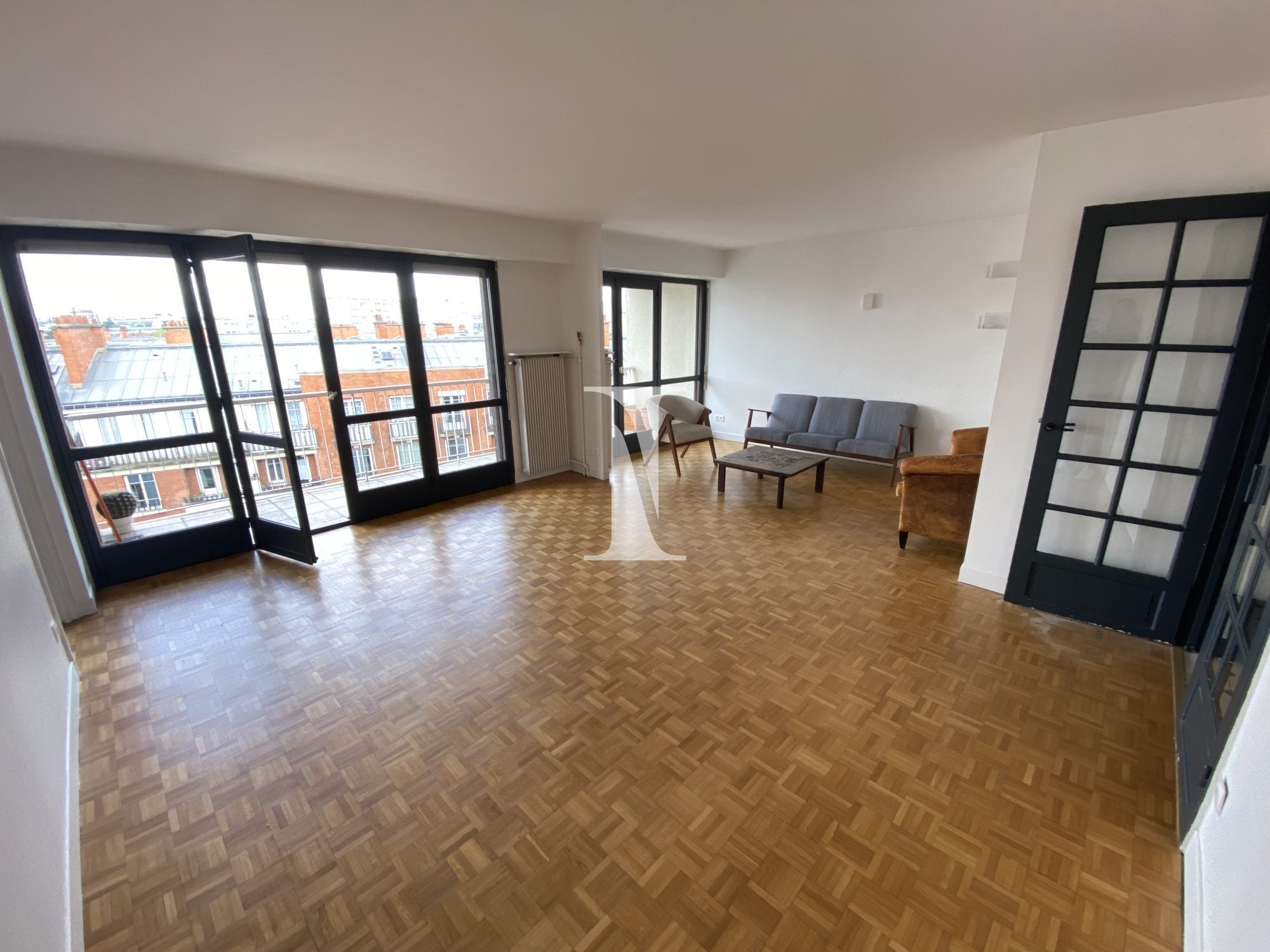 Flat Rue Vergniaud in Paris
