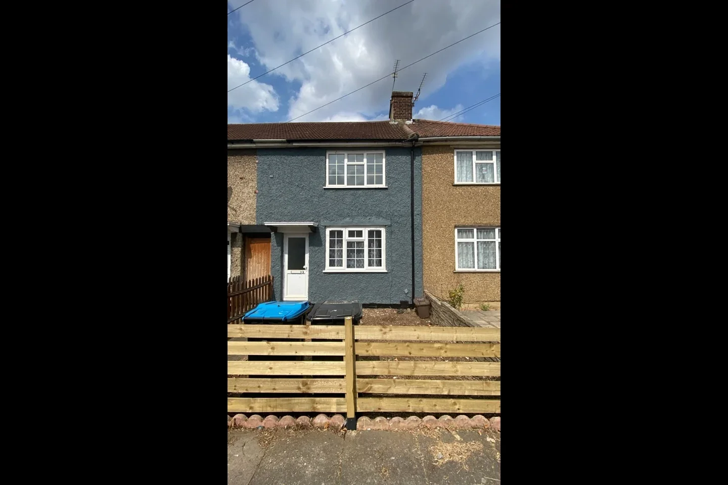 House Croft Road in Greater London