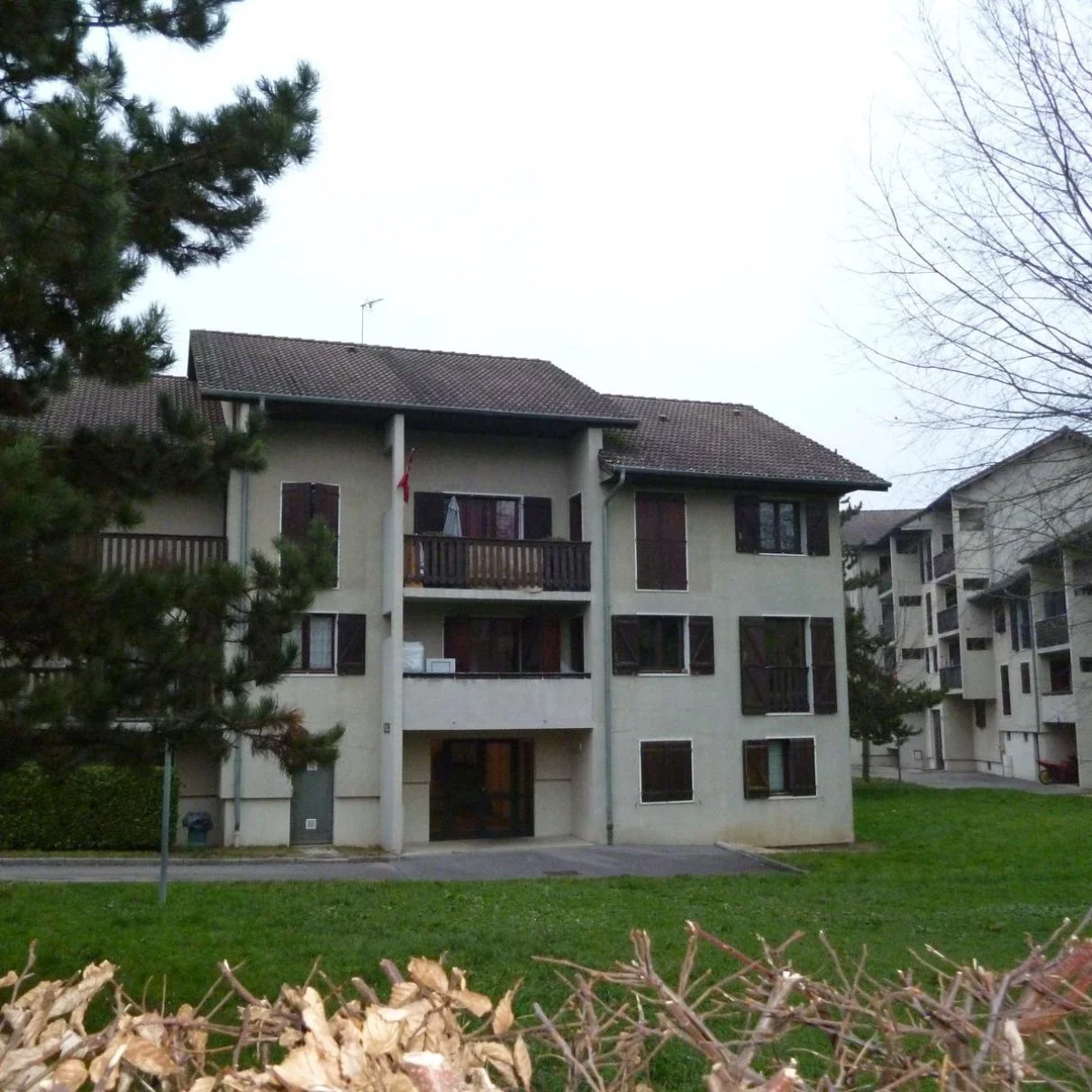 Flat Route du Stade in Saint-Genix-les-Villages