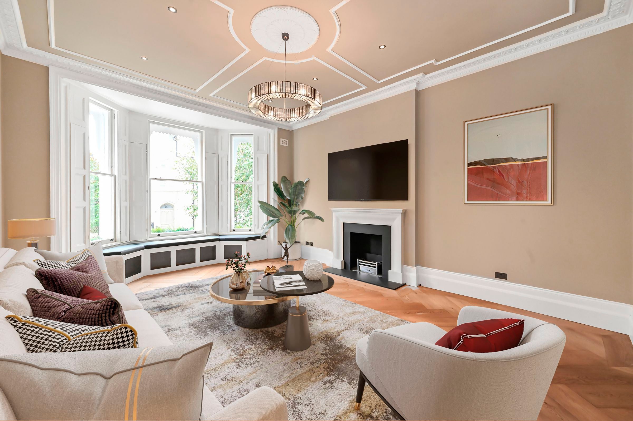 Flat Phillimore Place in Greater London