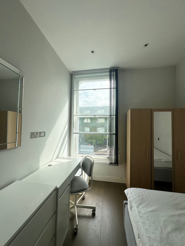 Flat Fulham Road in Greater London