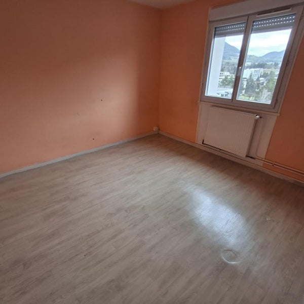 Appartement Rue Henri Barbusse à Voiron