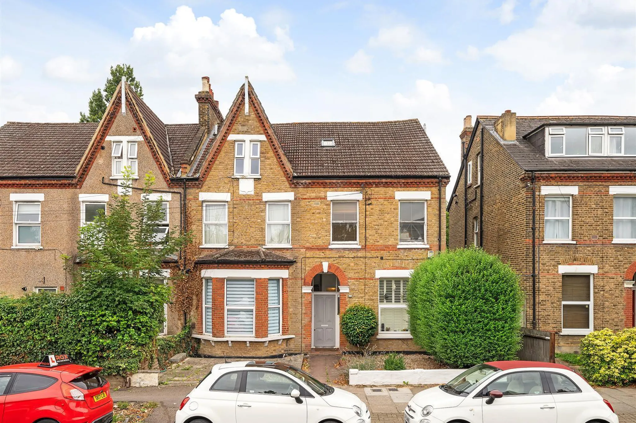 Flat Samos Road in Greater London