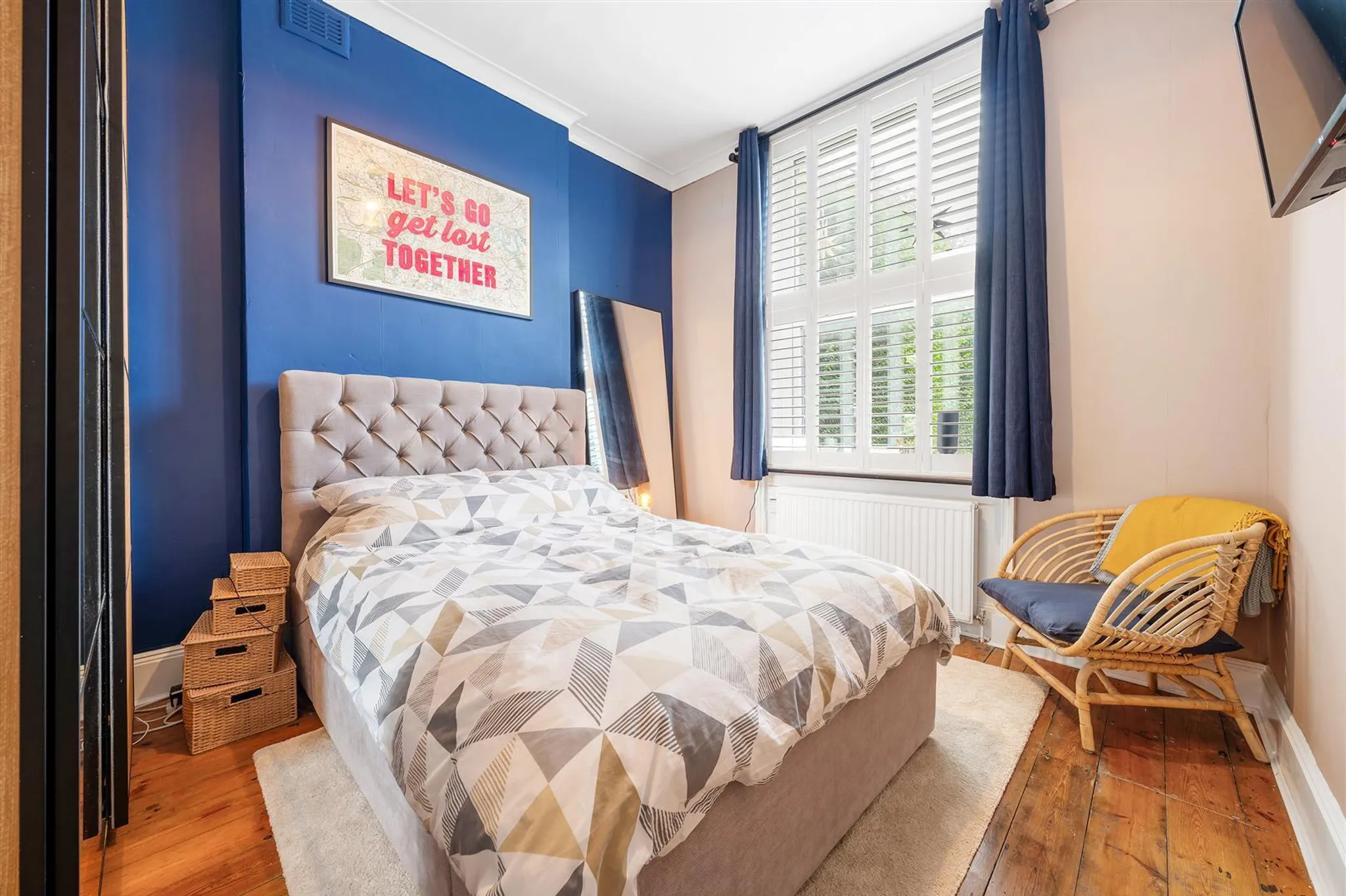 Flat Samos Road in Greater London