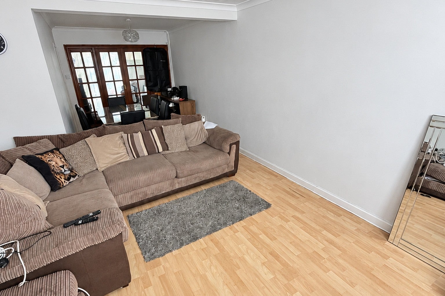 House Avondale Crescent in Greater London