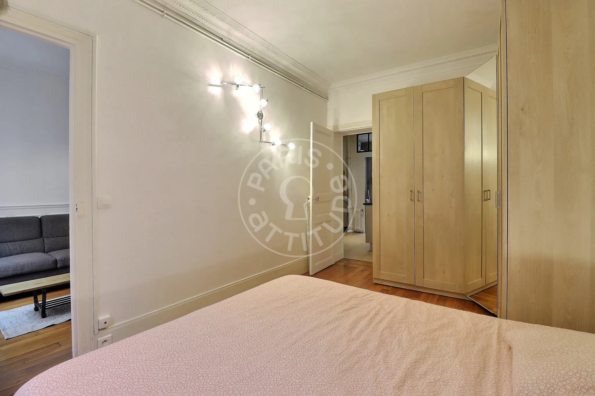 Appartement Rue Paul Fort à Paris