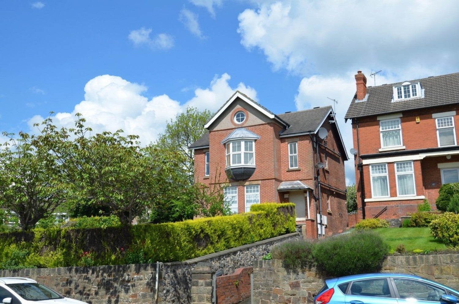 Flat Ashgate Road in Chesterfield