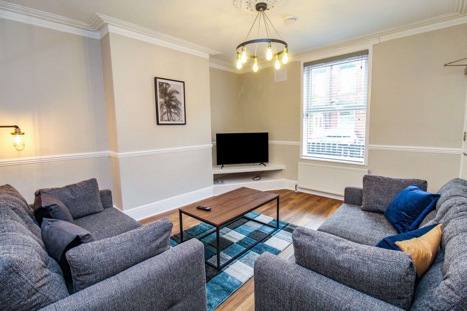 House Spring Grove View in Leeds