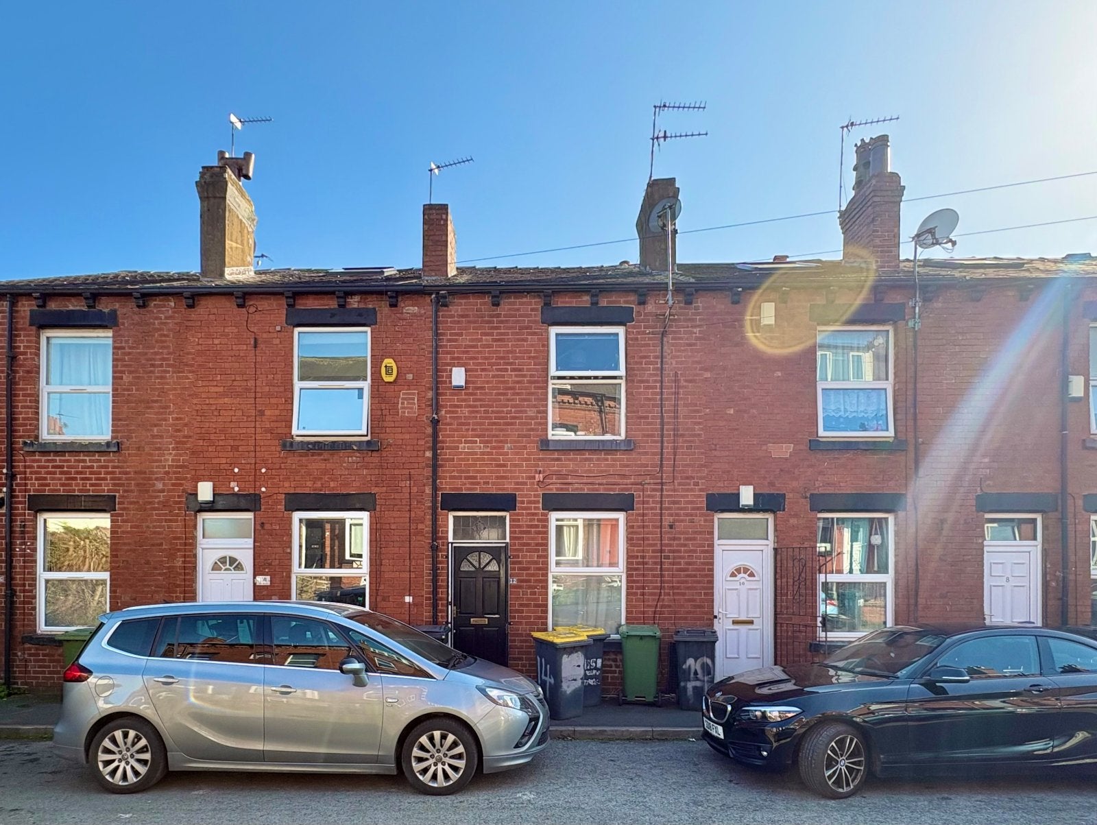 House Trelawn Terrace in Leeds