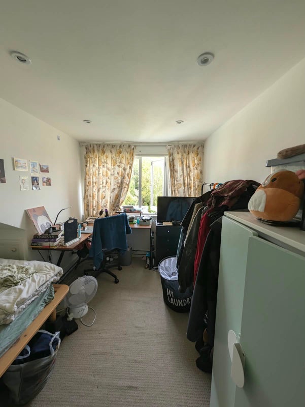 House Priory Road in Greater London