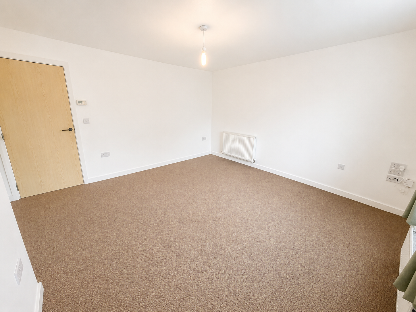 Flat Ryder Close in Great Denham