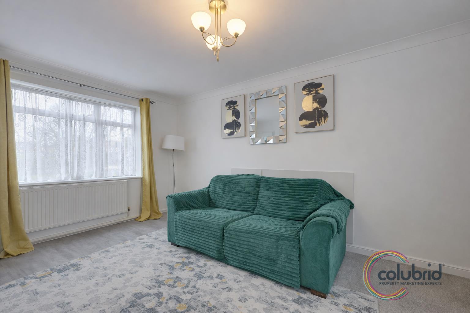 House Feering Drive in Basildon
