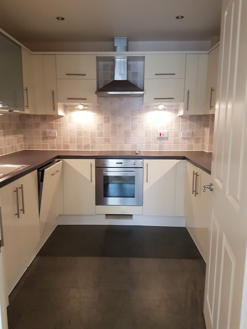 Flat Coxhill Way in Aylesbury