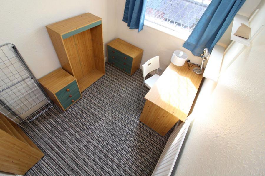Room Priestley Street in Sheffield