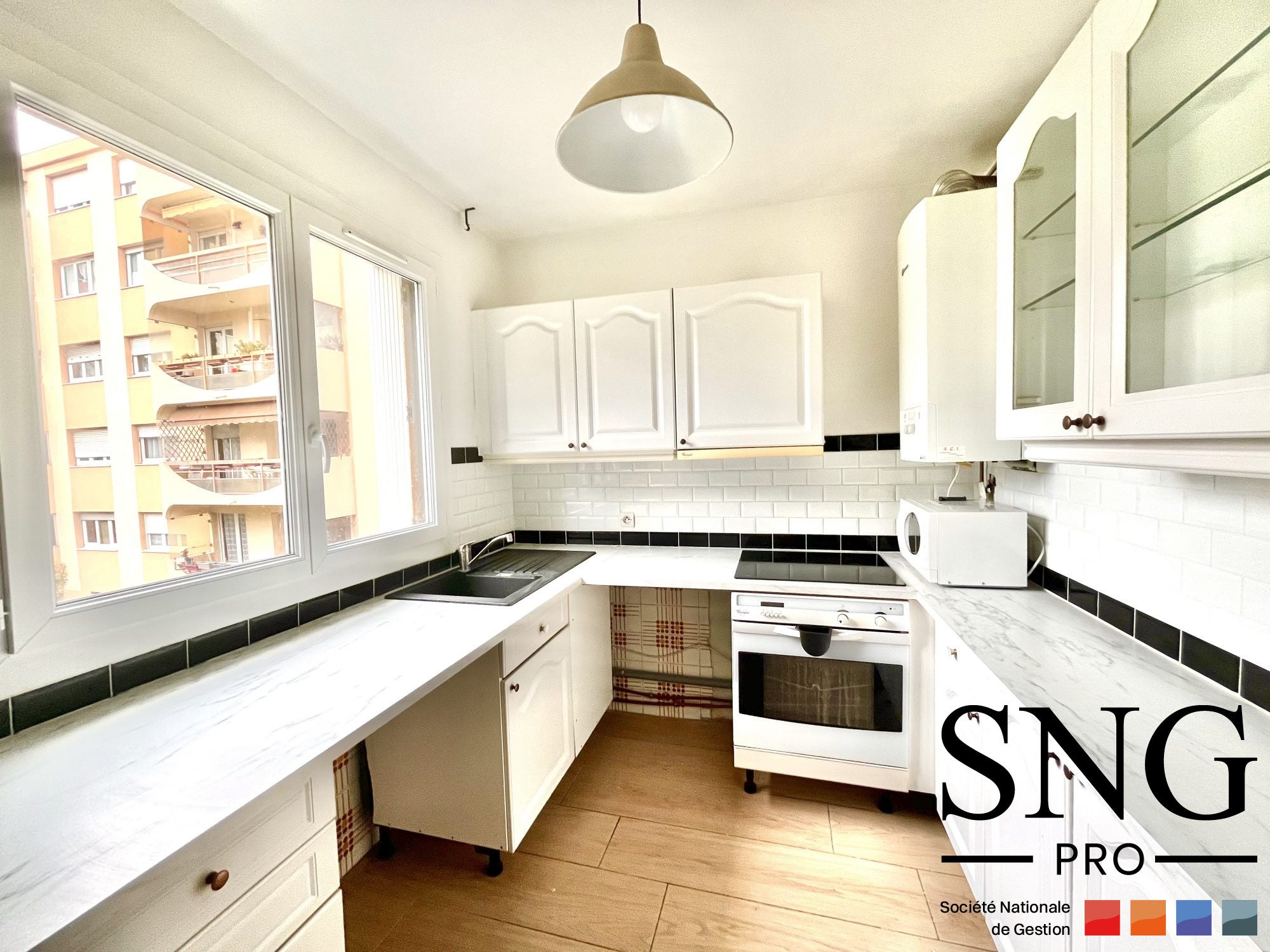 Flat Avenue des Infirmeries in Aix-en-Provence