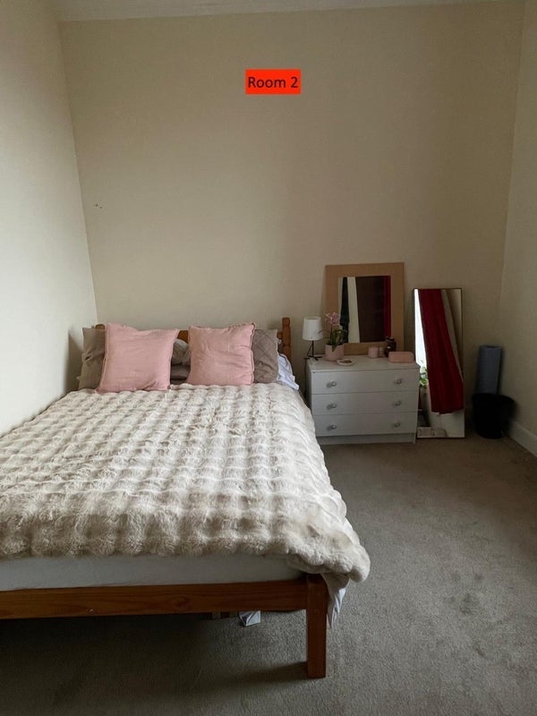 Flat Parkside Terrace in City of Edinburgh