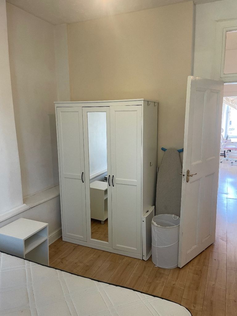 Flat Cambuslang Road in Rutherglen