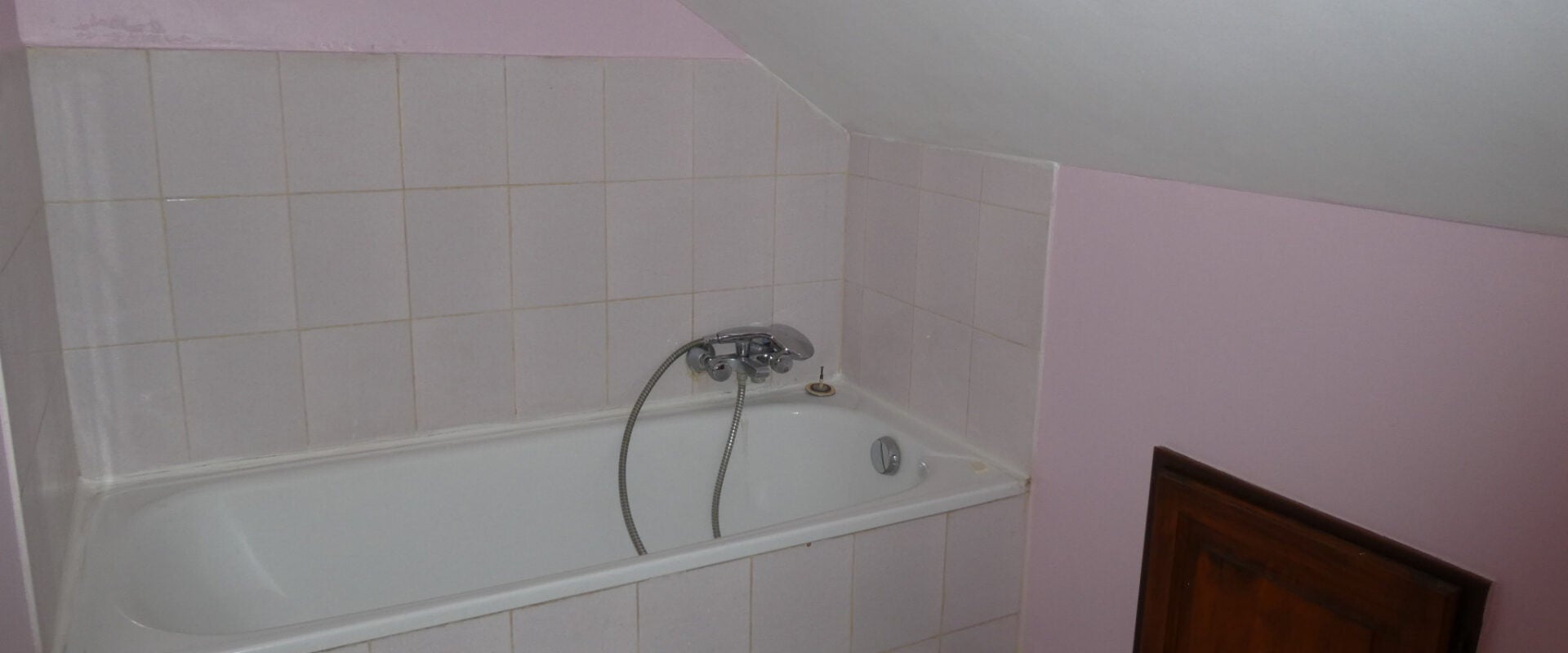 Room Rue de France in Fontainebleau