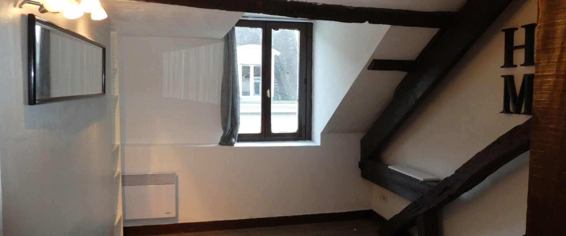 Room Rue de France in Fontainebleau