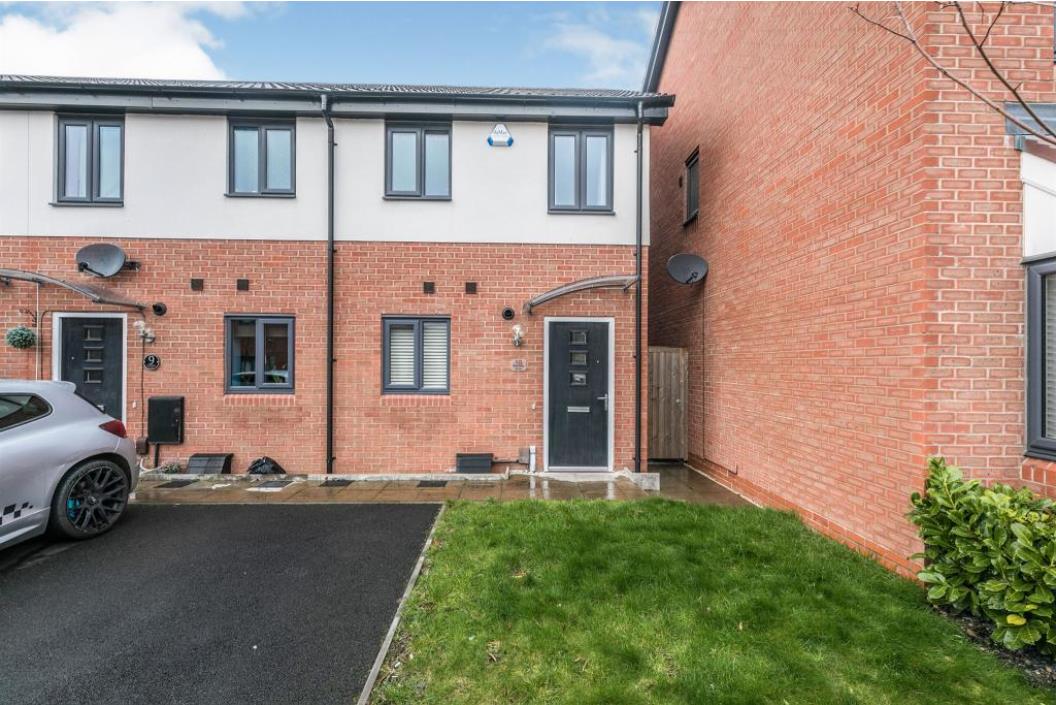 House Stokesay Close in Chelmsley Wood