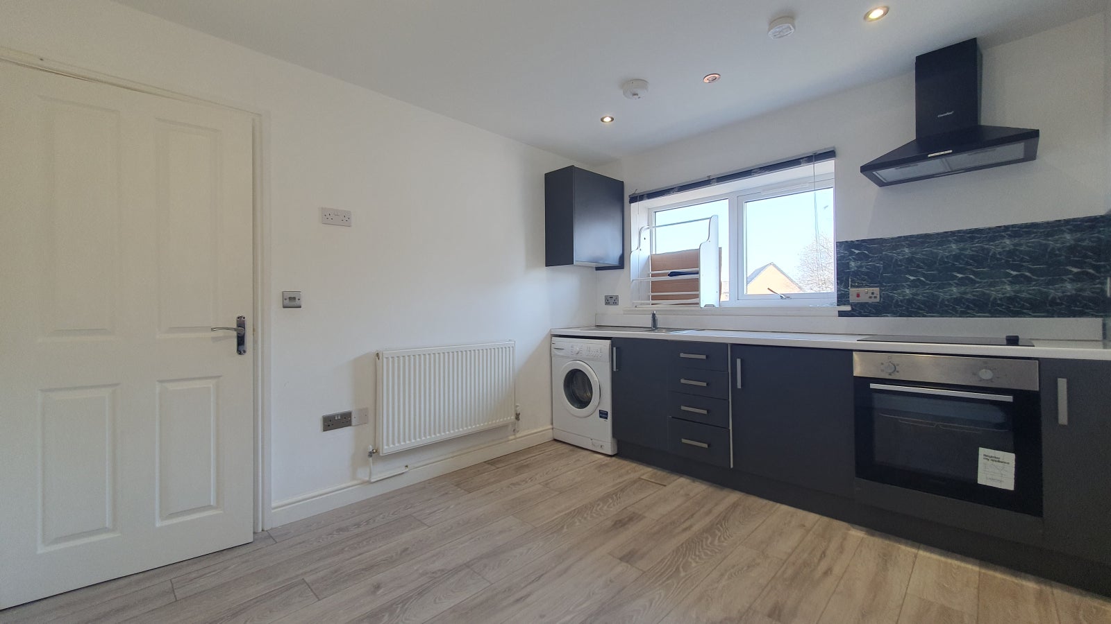 Flat Trebanog Crescent in Cardiff County