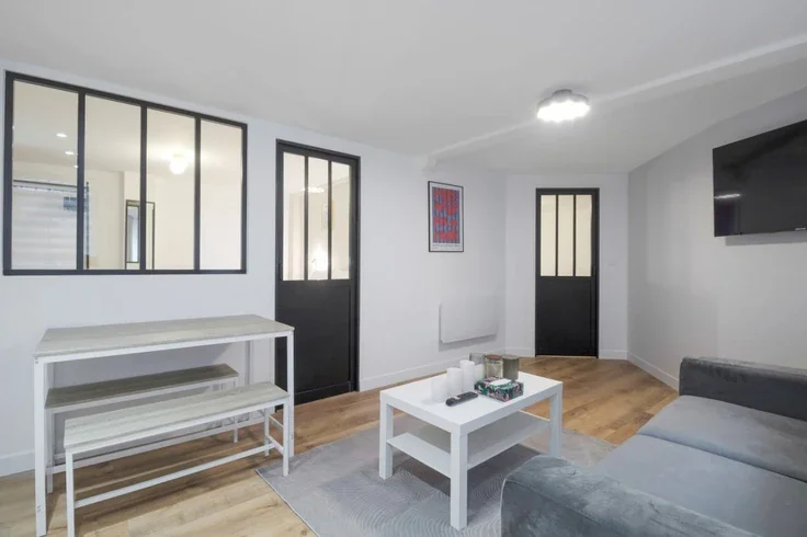 Appartement Rue de la Tour des Dames à Paris