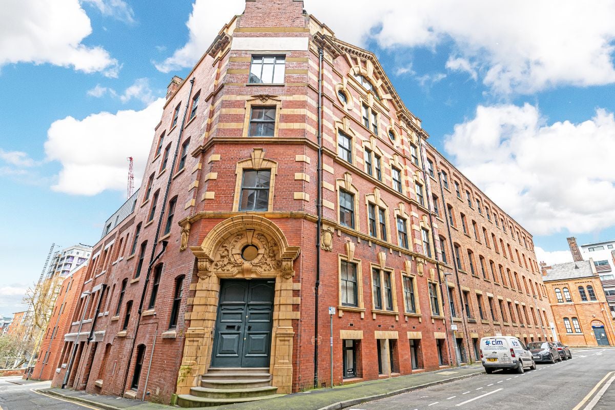 Flat School Street in Manchester