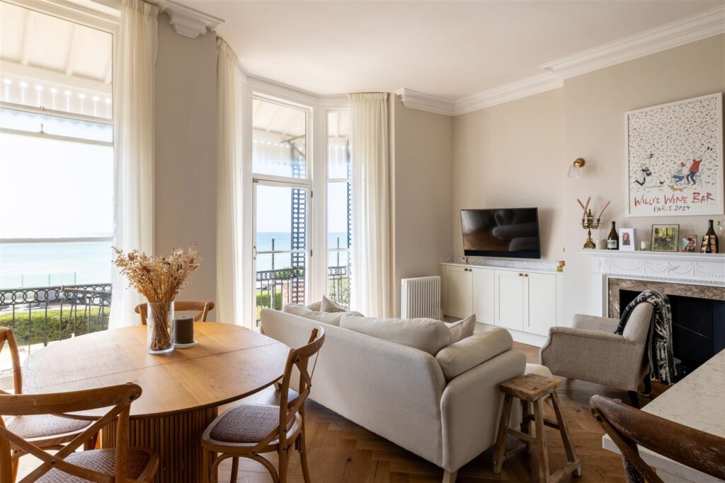 Flat Royal Crescent in Brighton