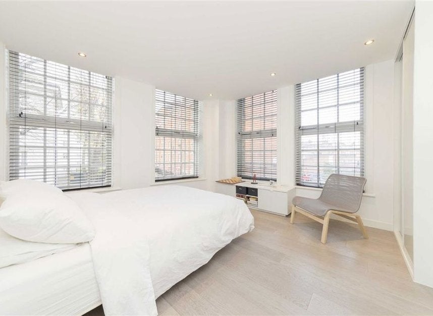Flat Clare Street in Greater London