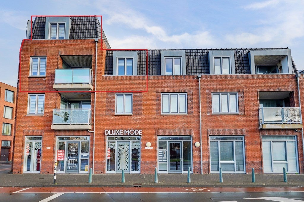 Appartement Parallelweg 354 in Den Haag
