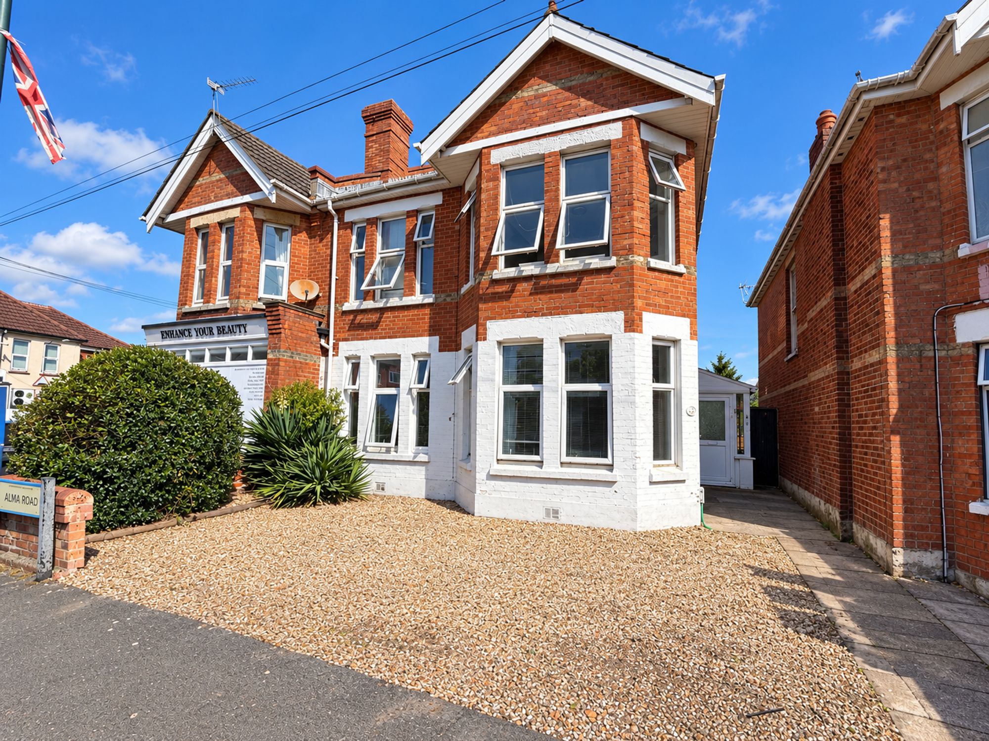 House Alma Road in Bournemouth