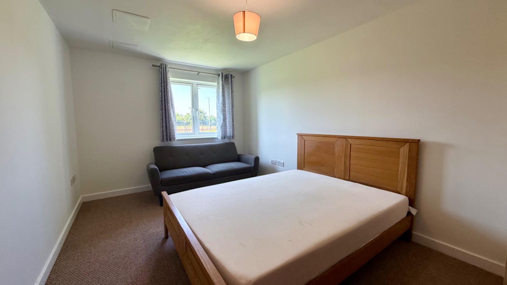 Flat Academy Place in London