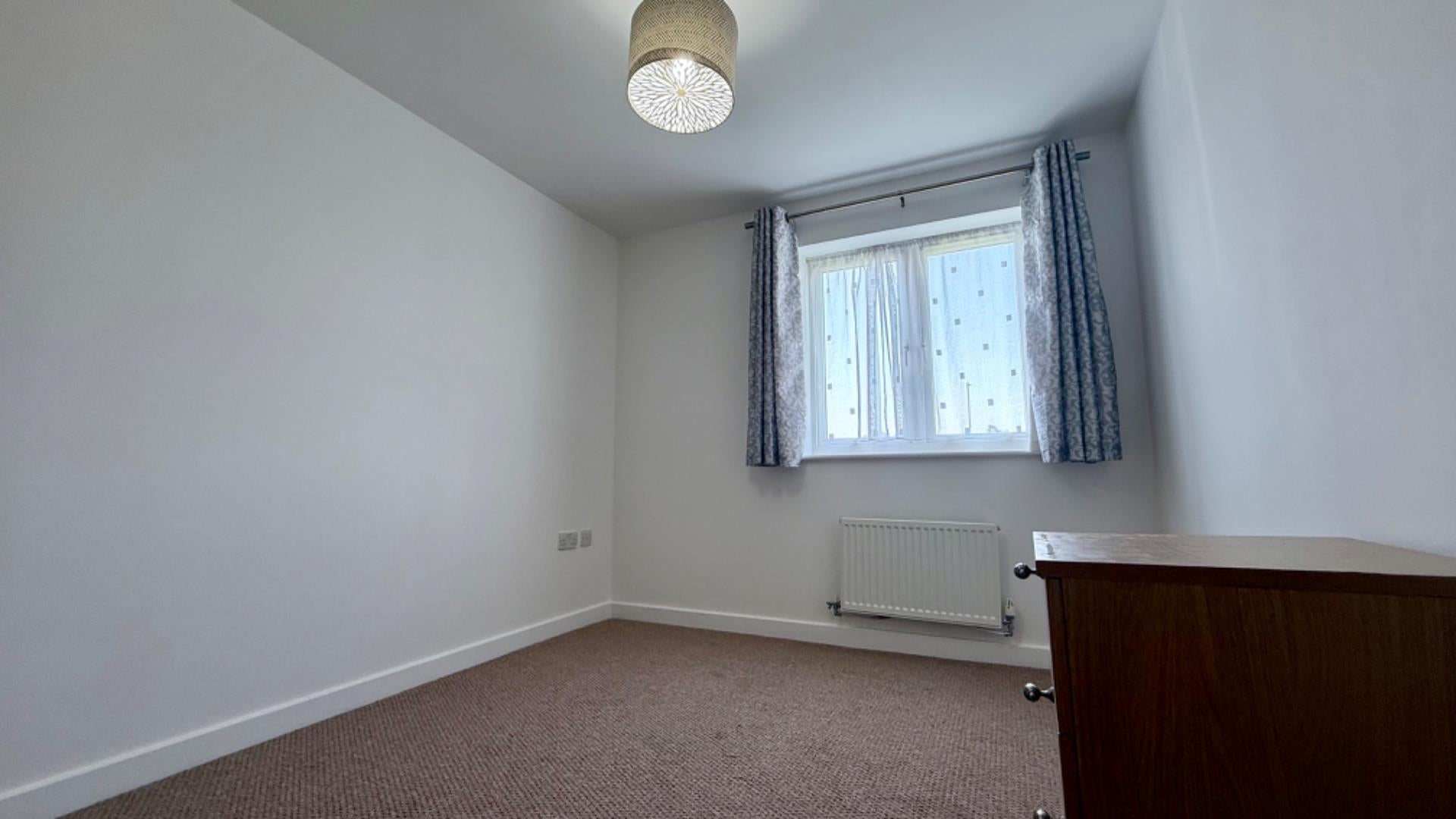 Flat Academy Place in London