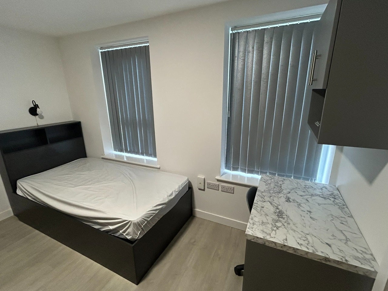 Flat Humphrey Road in Manchester