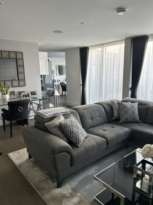 Room Wenlock Road in Greater London