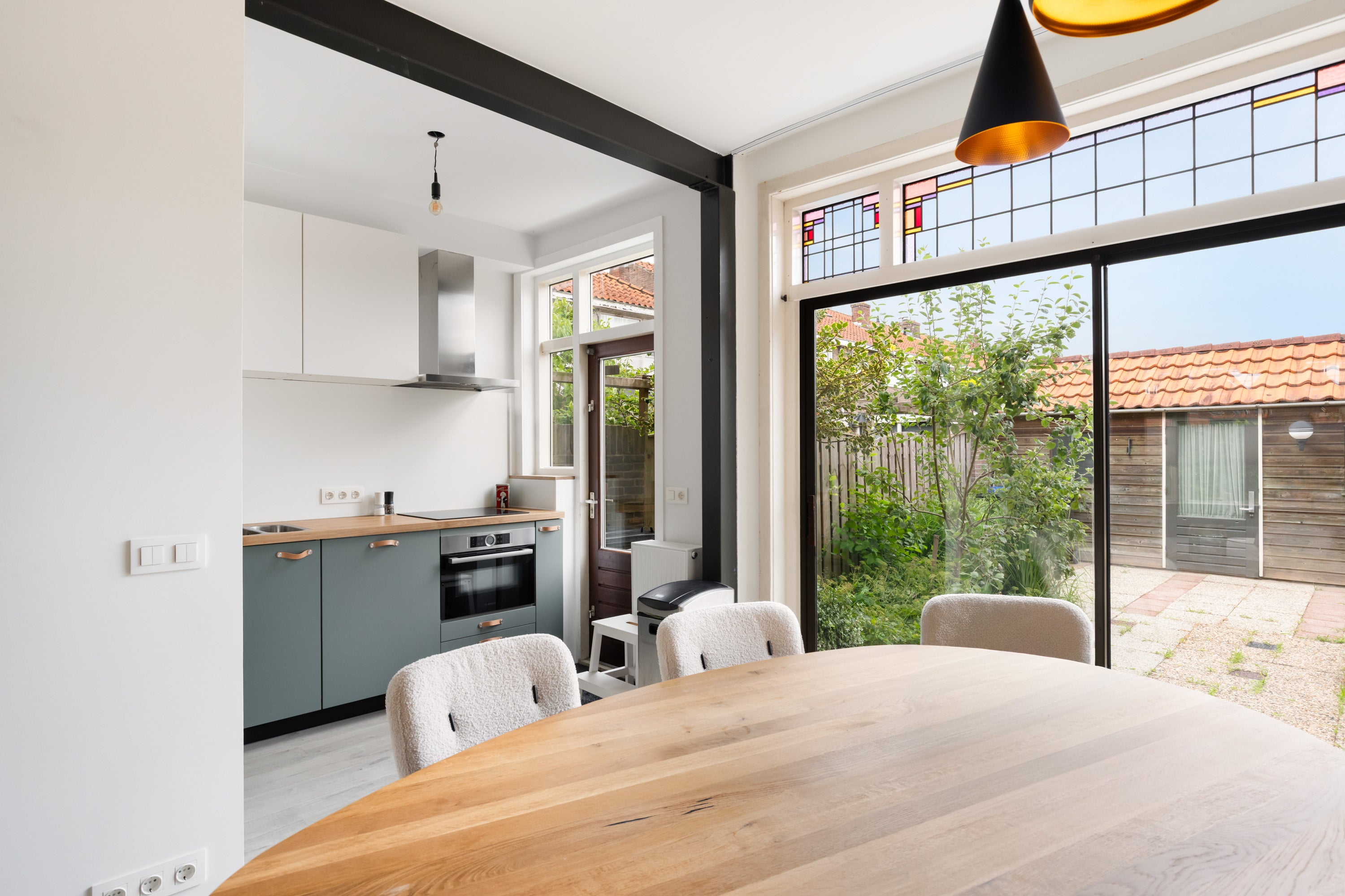 Tussenwoning te koop: Breitnerstraat 61, Dordrecht