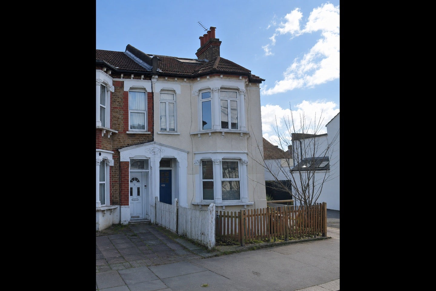 Flat Lucerne Road in Greater London