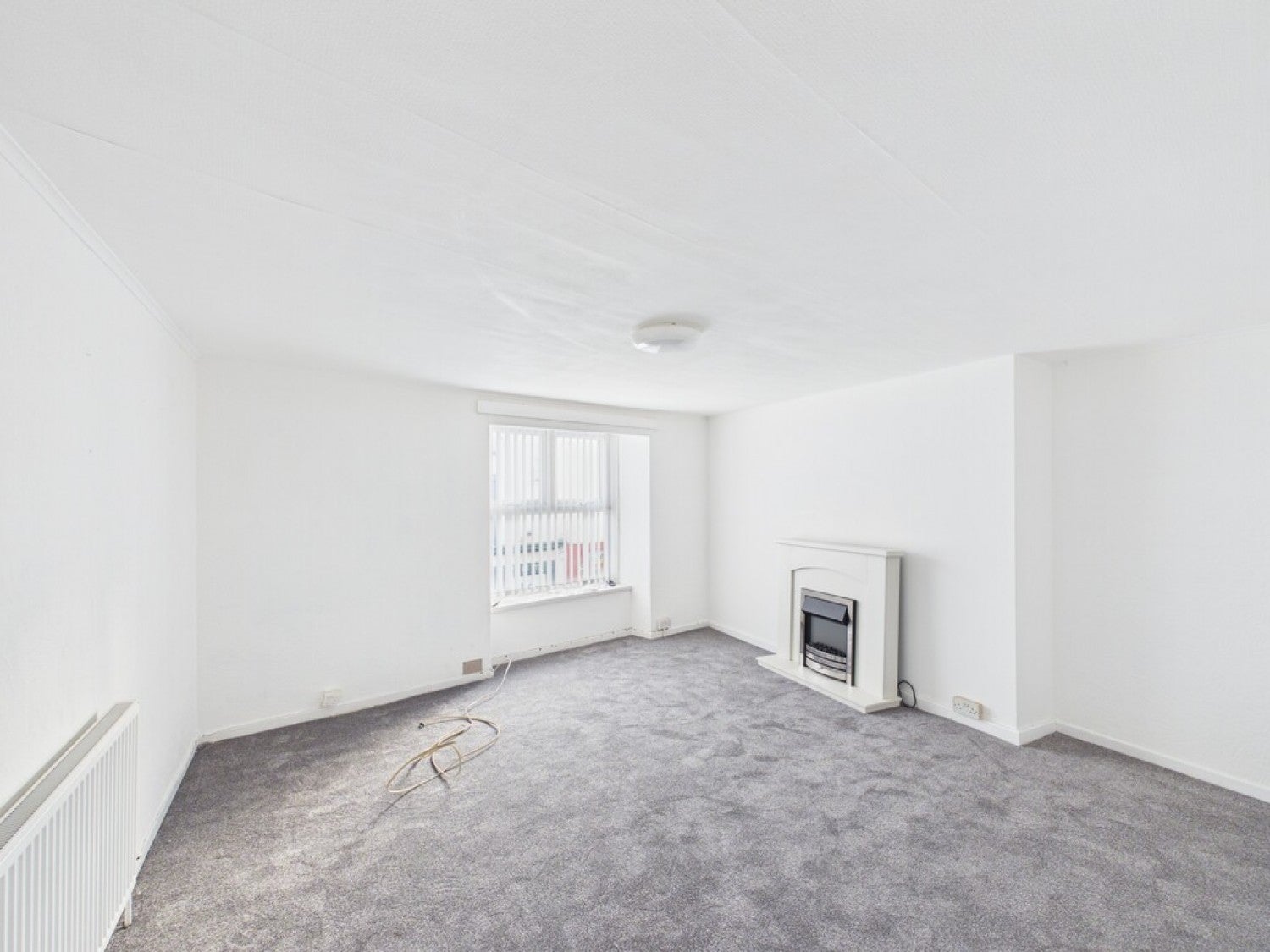 Flat Rowe Street in Torpoint