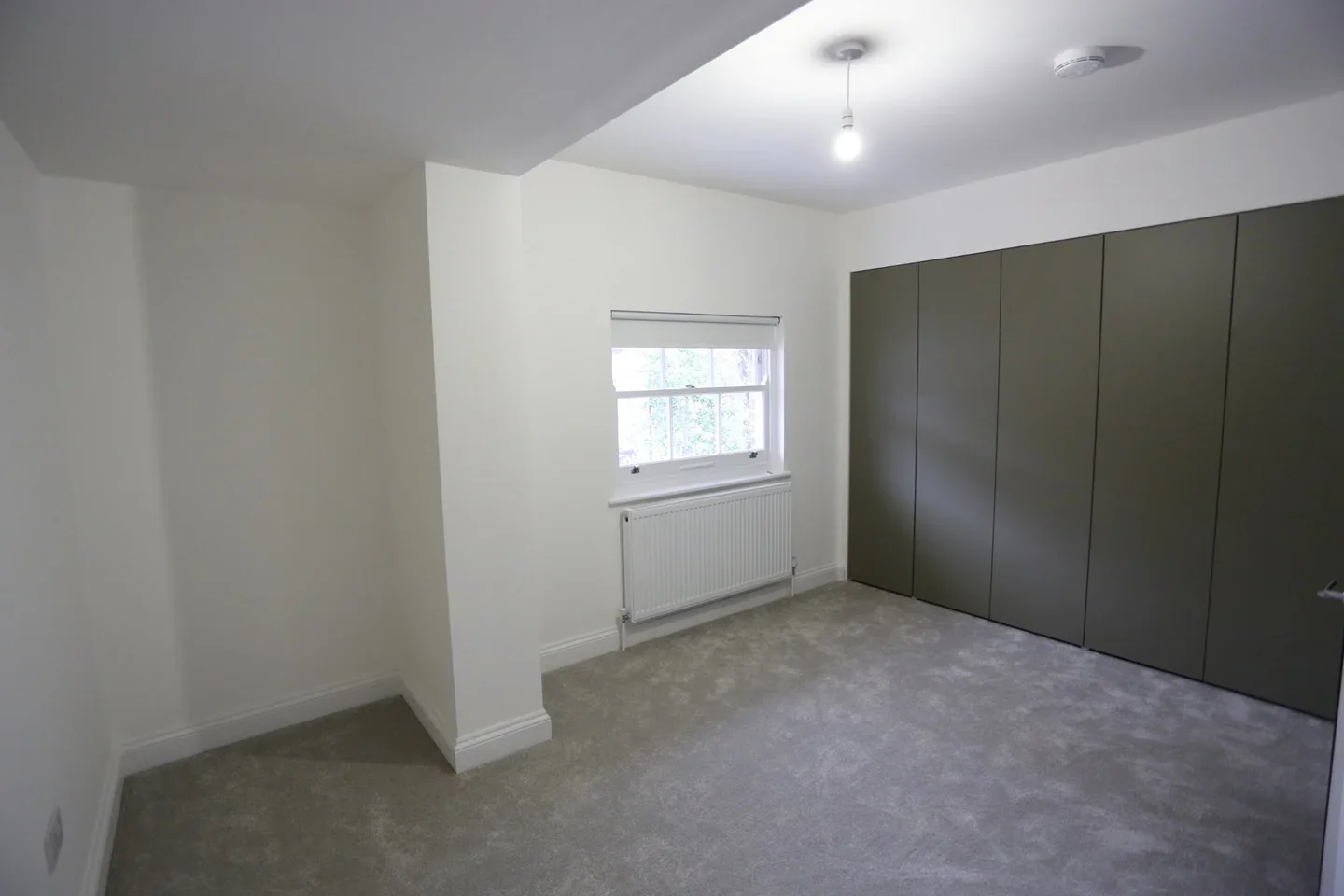 Flat Belvedere Road in Greater London
