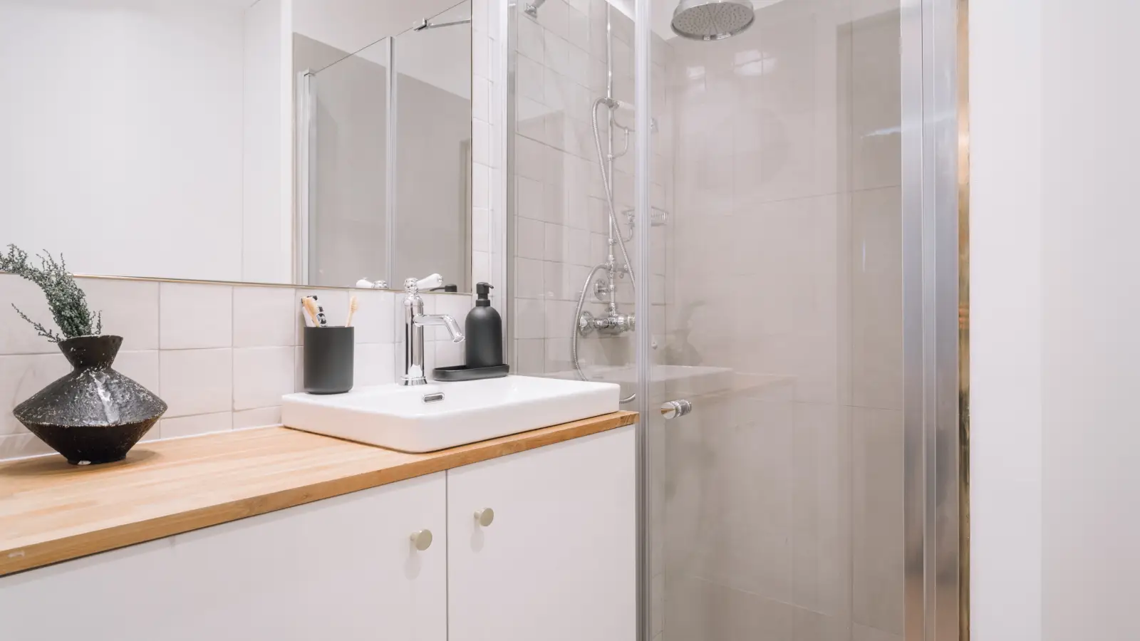 Flat Rue Saint-Maur in Paris
