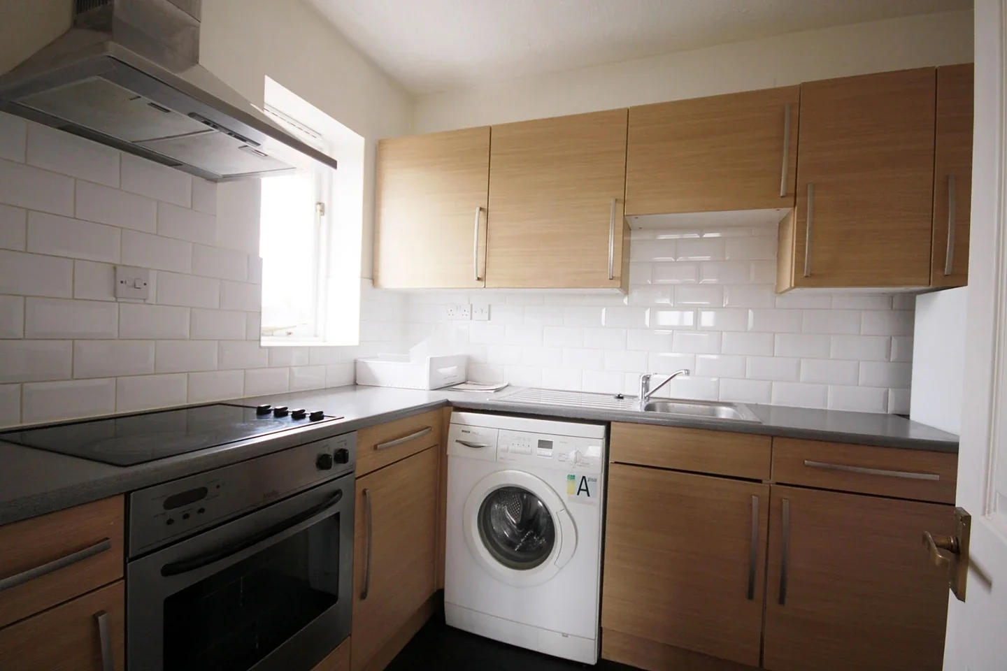 Flat Cumberland Place in Greater London