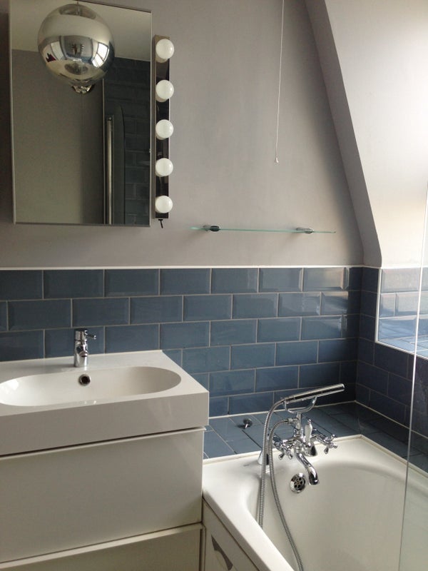 Room Falcon Road in Greater London